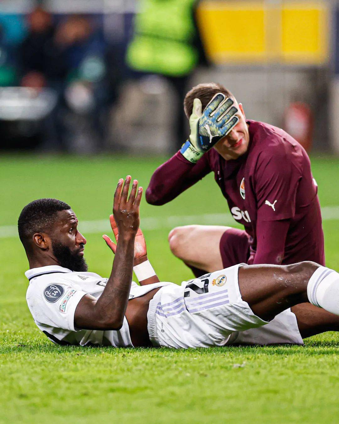 关于皇马绝杀里昂，迪玛利亚补时绝平世界杯的信息