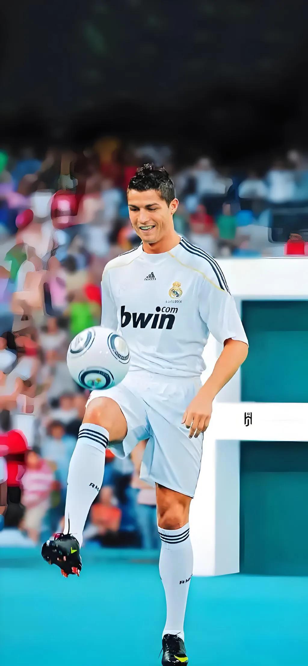 关于西班牙血洗皇马，C罗一己之力扛起全队的信息